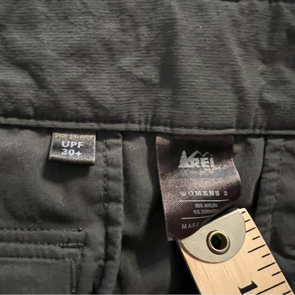 REI Womens Cargo Pants Outdoor Hiking UPF 30+ Bungee Cuffs Green Sz 2 - Picture 11 of 11